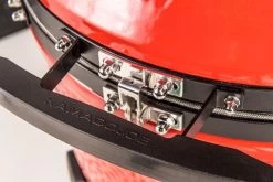 Kamado Joe Classic III Barbecue 28 Kamado Joe Classic III Barbecue -Buitenwinkel 800 1200 jd5 9714