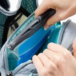 Osprey Sylva Daypack - 12 Liter - Blauw 30 Osprey Sylva Daypack - 12 Liter - Blauw -Buitenwinkel osprey sylva features 4 1